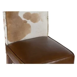 Chaise à haut dossier en peau de vache | Acacia Savage