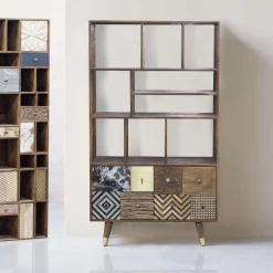 Etagère multi-matériaux peau de vache bois sculpté | Manguier Terranova