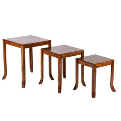 Set de 3 tables gigognes en acacia massif